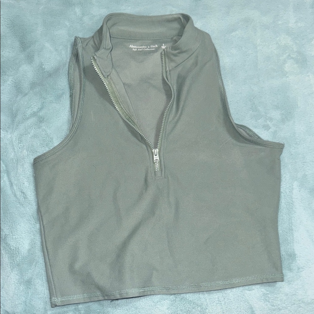 Abercrombie & Fitch Athletic Soft Gray Zip-Up